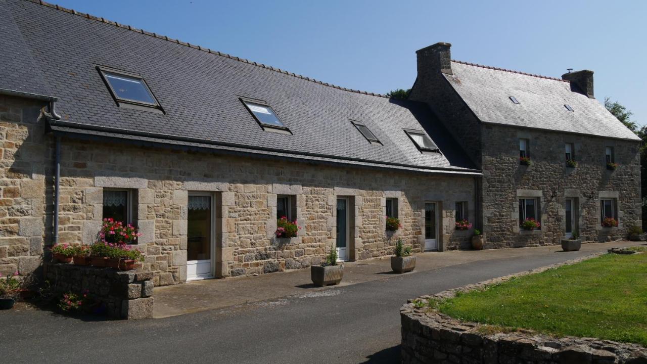 Bed and Breakfast La ferme Guibel à Plouzélambre Extérieur photo